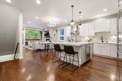1536 W Walton Street #1, Chicago, IL 60642 - Photo 8