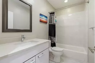 1536 W Walton St, Chicago, IL 60642 - Photo 28