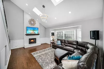 5307 Catclaw Court, Naperville, IL 60564 - Photo 12