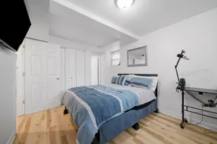 348 E 41st St, Chicago, IL 60653 - Photo 12