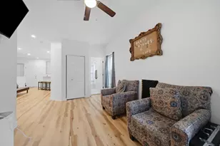 348 E 41st St, Chicago, IL 60653 - Photo 4