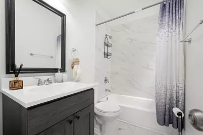 348 E 41st Street #1, Chicago, IL 60653 - Photo 12