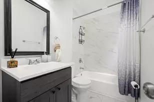 348 E 41st St, Chicago, IL 60653 - Photo 12