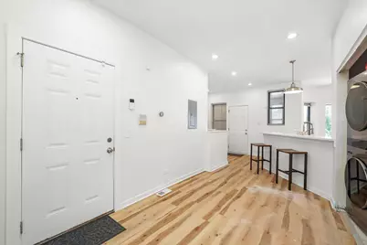 348 E 41st Street #1, Chicago, IL 60653 - Photo 6