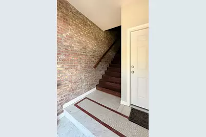 1527 E 66th Place, Chicago, IL 60637 - Photo 8
