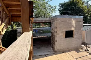 1527 E 66th Pl, Chicago, IL 60637 - Photo 20