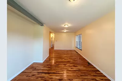 1527 E 66th Place, Chicago, IL 60637 - Photo 10