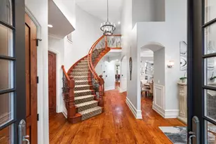 849 E Hillside Rd, Naperville, IL 60540 - Photo 8