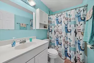 2211 S Stewart Ave, Lombard, IL 60148 - Photo 14