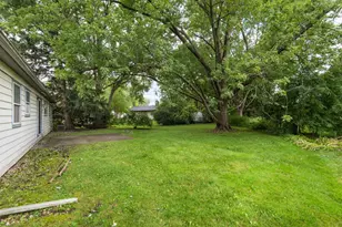 751 Twisted Oak Ln, Buffalo Grove, IL 60089 - Photo 16