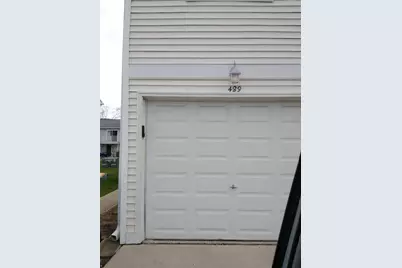 489 Meadow Green Lane #489, Round Lake Beach, IL 60073 - Photo 2