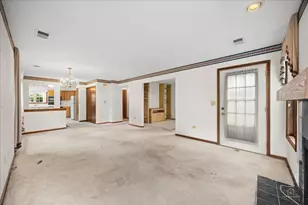 200 Westminster Ct, Schaumburg, IL 60193 - Photo 4
