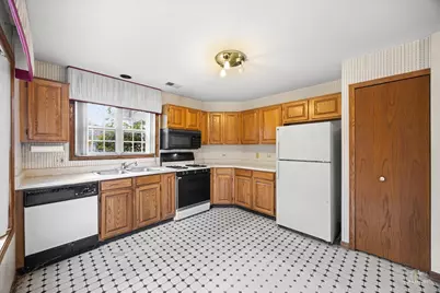 200 Westminster Court #C, Schaumburg, IL 60193 - Photo 6