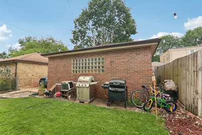 [Address not provided], Chicago, IL 60641 - Photo 38