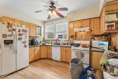 [Address not provided], Chicago, IL 60641 - Photo 10