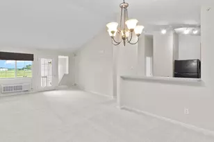 236 Bertram Dr, Yorkville, IL 60560 - Photo 8
