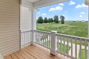 236 Bertram Dr, Yorkville, IL 60560 - Photo 4