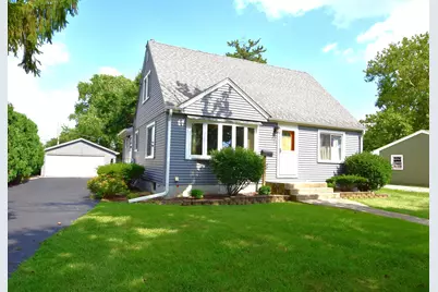 445 N Gerard Avenue, Villa Park, IL 60181 - Photo 1