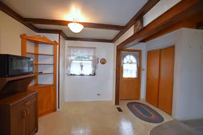 445 N Gerard Avenue, Villa Park, IL 60181 - Photo 8