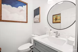 7735 W 65th Pl, Bedford Park, IL 60501 - Photo 10