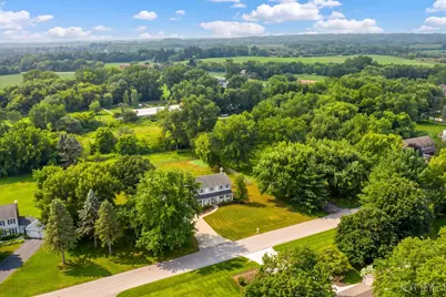 40W679 White Fence Way, Saint Charles, IL 60175 - Photo 4