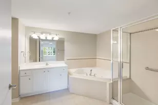8505 Woodward Ave, Woodridge, IL 60517 - Photo 16