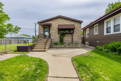 647 Forsythe Avenue, Calumet City, IL 60409 - Photo 2