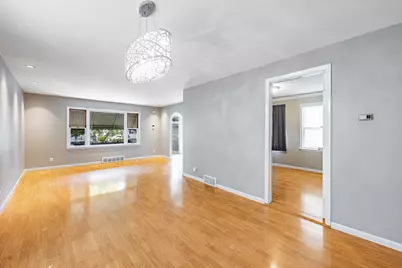 647 Forsythe Avenue, Calumet City, IL 60409 - Photo 4