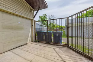 647 Forsythe Ave, Calumet City, IL 60409 - Photo 12