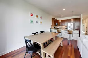 1927 W Irving Park Rd, Chicago, IL 60613 - Photo 8
