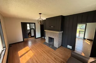 717 New York St, Waukegan, IL 60085 - Photo 2