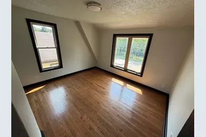 717 New York Street, Waukegan, IL 60085 - Photo 12