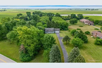 13819 Hemmingsen Road, Huntley, IL 60142 - Photo 2