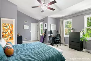 292 Mayflower Ct, Gurnee, IL 60031 - Photo 14