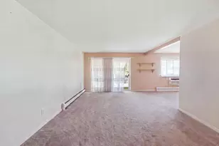 6 E Lillian Ave, Arlington Heights, IL 60004 - Photo 4