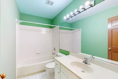 1657 Fairport Drive, Grayslake, IL 60030 - Photo 20