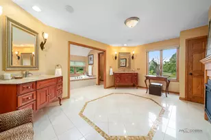 5520 Hilltop Ln, Libertyville, IL 60048 - Photo 28