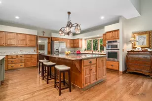 5520 Hilltop Ln, Libertyville, IL 60048 - Photo 18