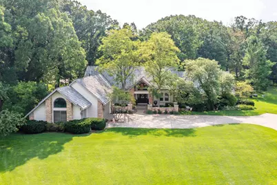 5520 Hilltop Lane, Libertyville, IL 60048 - Photo 2