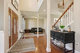 25443 Prairiewood Ln, Shorewood, IL 60404 - Photo 10