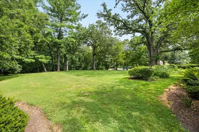 2221 Twin Oak Road, Peru, IL 61354 - Photo 14