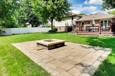 2147 Green Valley Road, Darien, IL 60561 - Photo 26