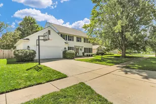 2314 Firethorn Ln, Champaign, IL 61822 - Photo 12