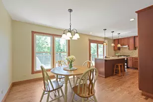 1120 Concord Ln, Hoffman Estates, IL 60192 - Photo 8