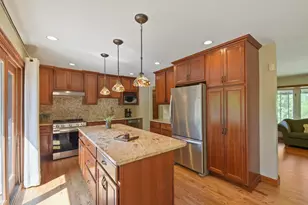 1120 Concord Ln, Hoffman Estates, IL 60192 - Photo 10