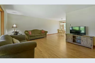 1120 Concord Lane, Hoffman Estates, IL 60192 - Photo 6