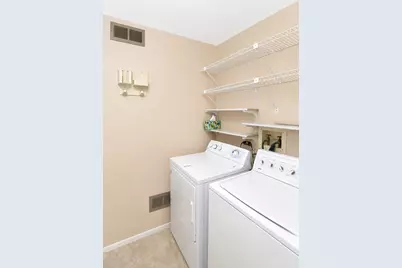 275 Kings Mill Court #C2, Schaumburg, IL 60193 - Photo 18