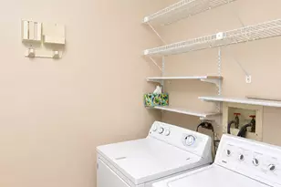 275 Kings Mill Ct, Schaumburg, IL 60193 - Photo 18