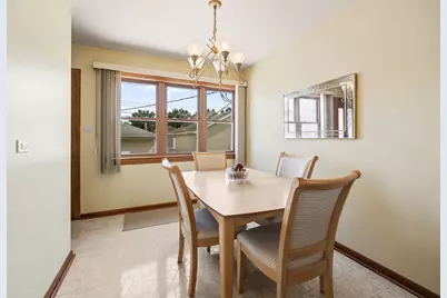 5335 N Natchez Avenue, Chicago, IL 60656 - Photo 8