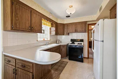 5335 N Natchez Avenue, Chicago, IL 60656 - Photo 4